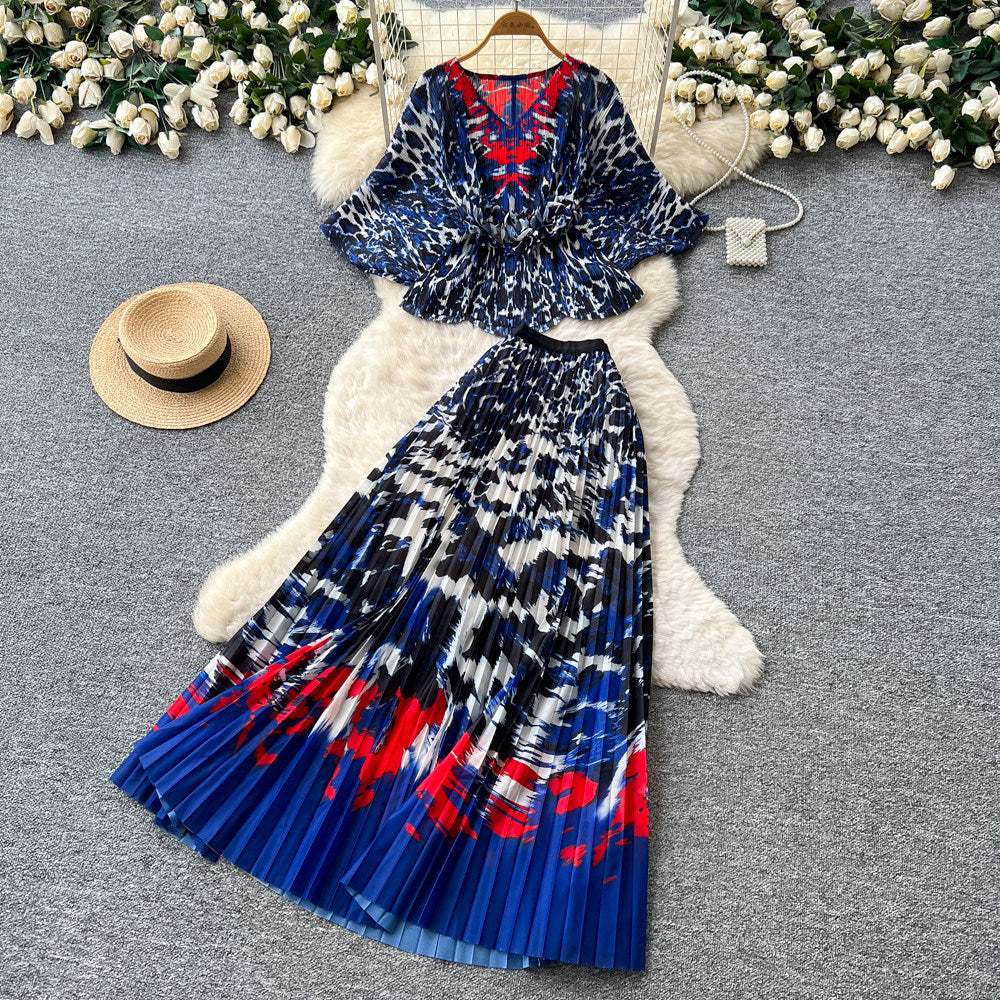 French chic leopard print two-piece set: women's autumn v-neck fitted top and flared pleated skirt