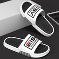 Slippersmennew arrivalhome indoor stepping on shit feeling non-slip breathable bathroom wholesale casual one-piece sandals couple