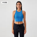 High-stretch yoga tank top for women, featuring built-in bra pads, anti-slip design, shockproof sports bra, high neckline, and side support to minimize underarm bulge. model et001