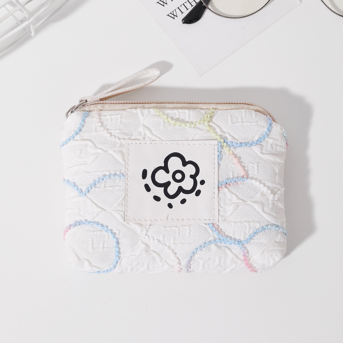 Change bag for women is small, portable, cute and simple, student wrist bag, new mouth red envelope, exquisite storage, light luxury travel