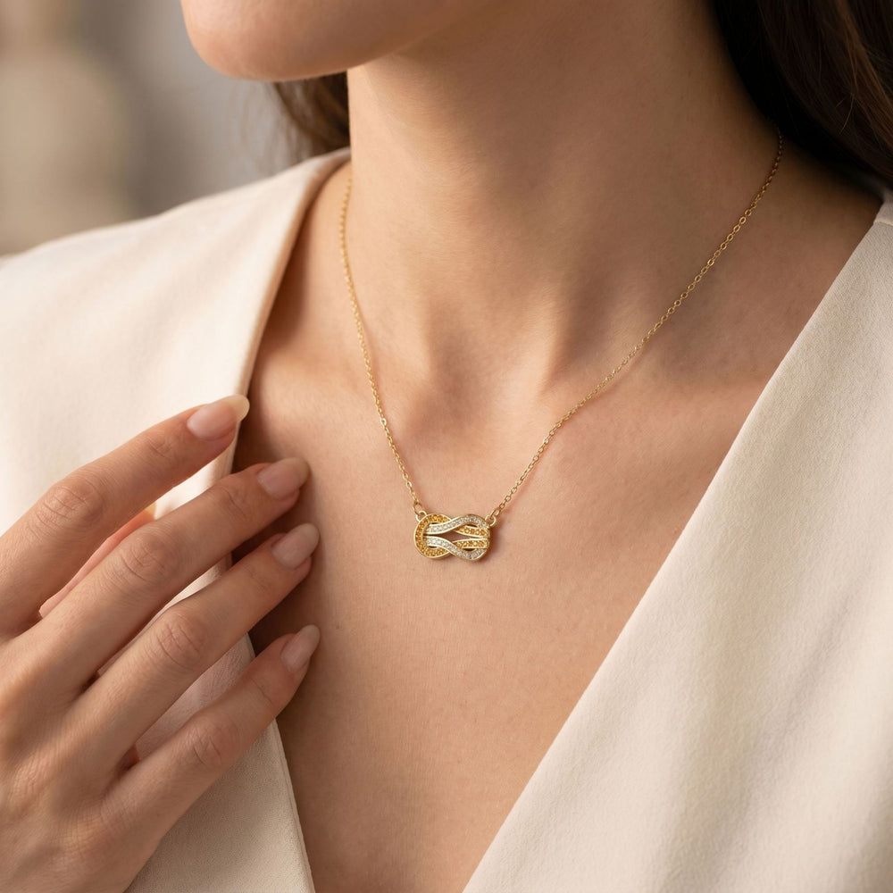 popular versatile copper inlaid zirconium horseshoe buckle necklace for women accessible luxuryniche styleelegantcasual titanium steel clavicle chain jewelry