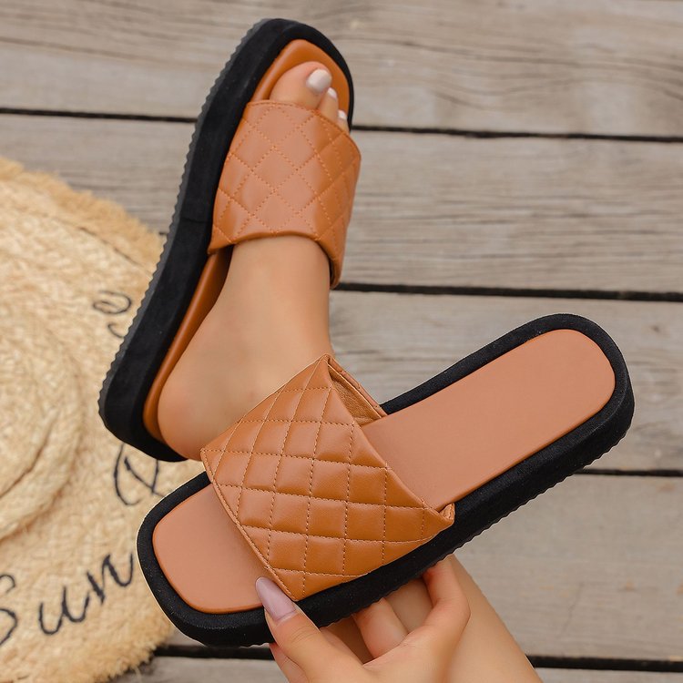 summer new arrival: plus-size chunky sole slides for women (sizes 36-42). wholesale available. dropshipping to  &