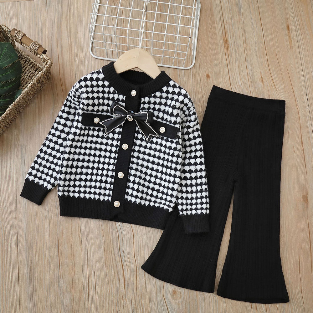 Girls' knitted sweater two-piece set,  autumn/winter new arrival, houndstooth pattern, little girl's cardigan and knit sweater outfit