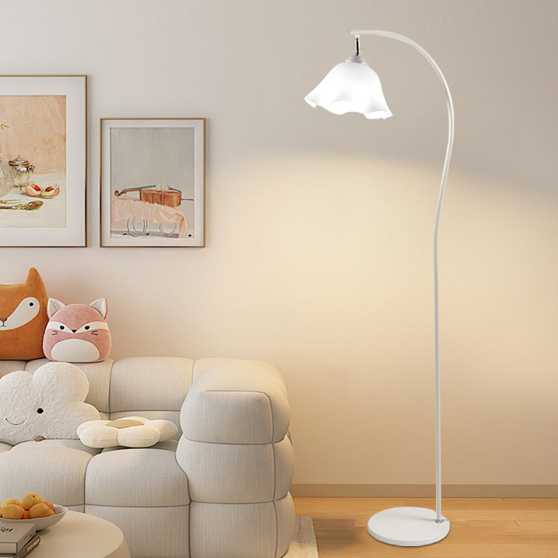 Cream style floor lamp modern casual creative flower bedroom bedside living room sofa next to popular floor standing floor lamp