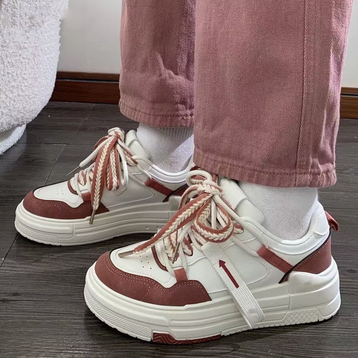 Spring and autumn board shoes female students summer platform niche versatile casual little white shoes 2024 new original chic shoes