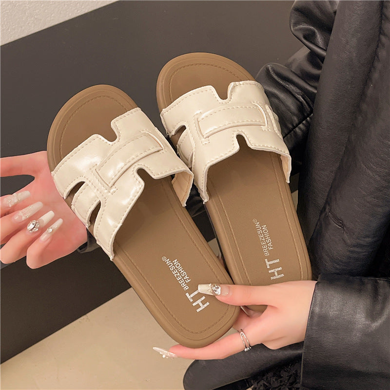 Flat soft leather sandals casual vacation trendy one-strap sandals women's summer new fashion versatile lightweight shoes