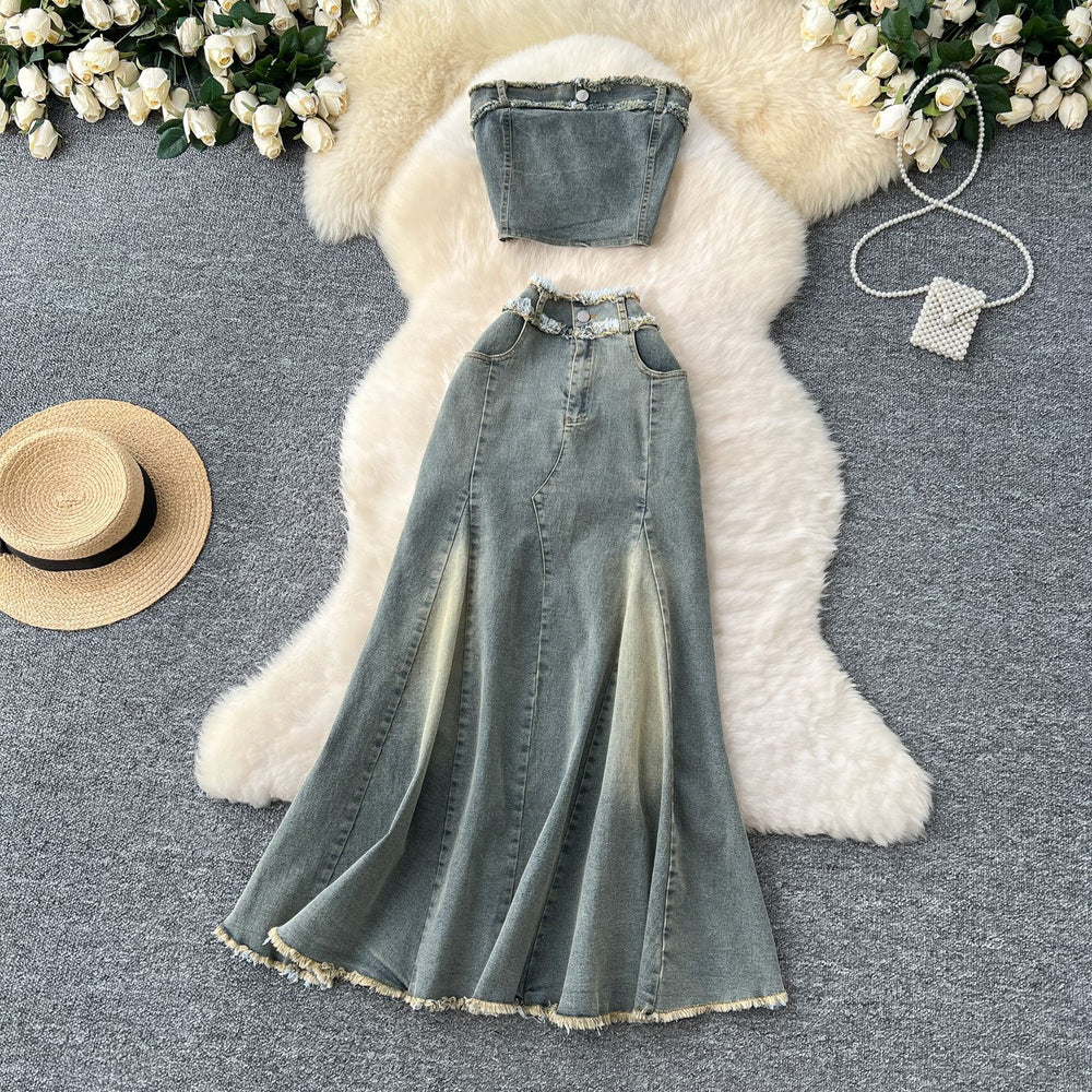 American hot girl outfit: sexy frayed sleeveless bandeau top with high-waisted fishtail denim skirt two-piece set