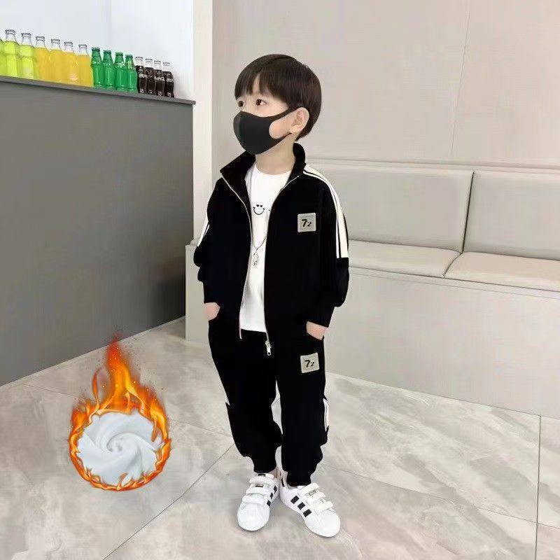 Boys' fall/winter  fleece-lined hoodie set - trendy and stylish two-piece outfit for older boys