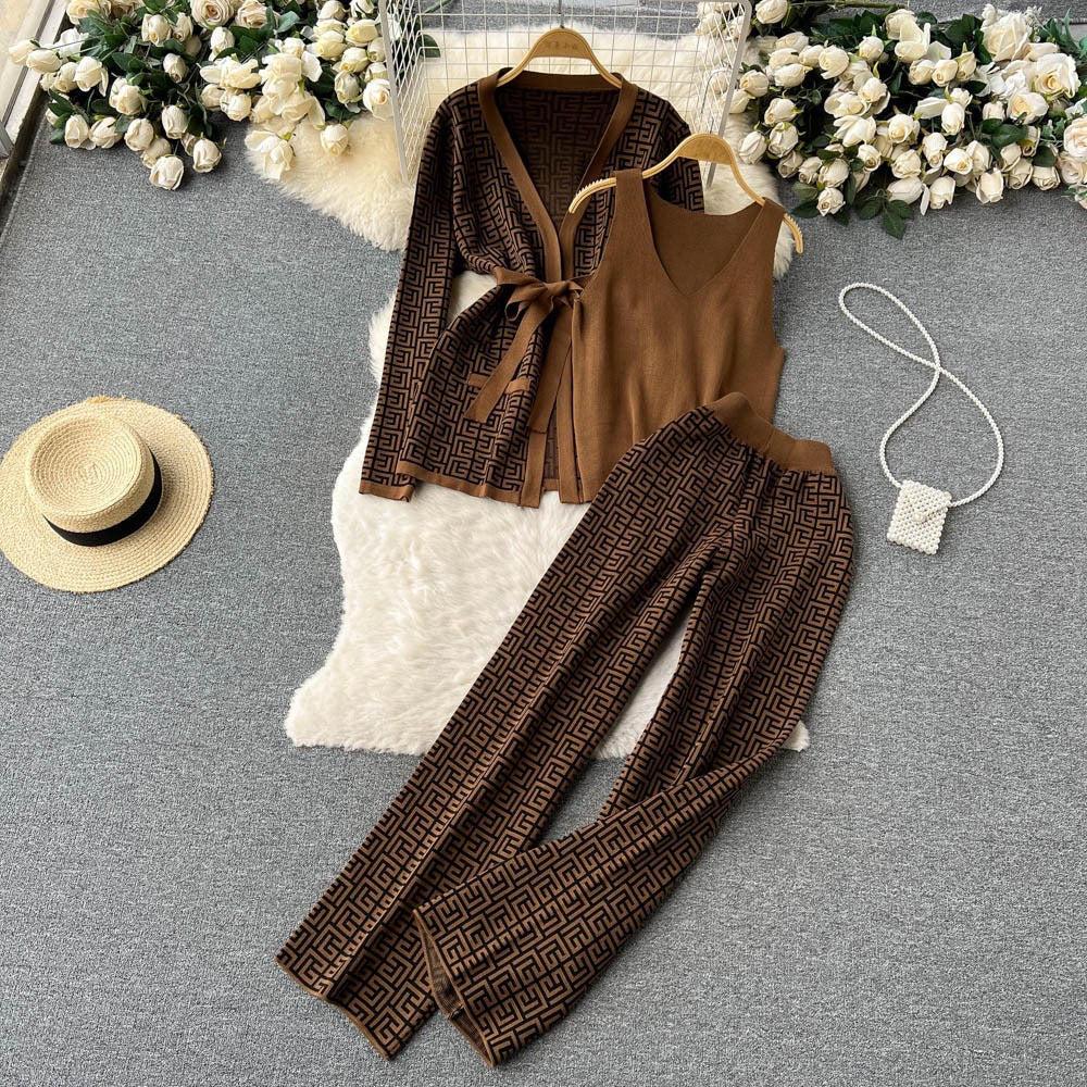 European and american chic casual set: women's shawl cardigan + v-neck knit top + wide-leg pants three-piece outfit
