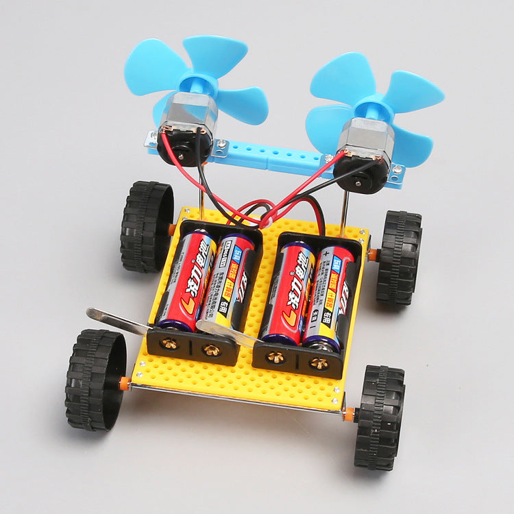 Small Invention Double Wing Wind Racing Technology Power Car DIY Small Production Handmade Materials Puzzle Scientific Experiment