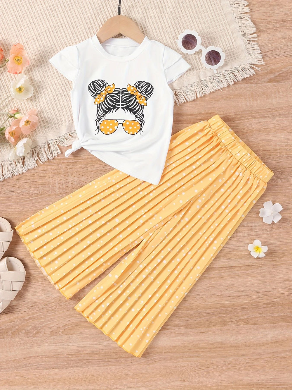 cross-border hot girls' summer new cartoon character graphic short-sleeve top + wide-leg pants casual two-piece set wholesale