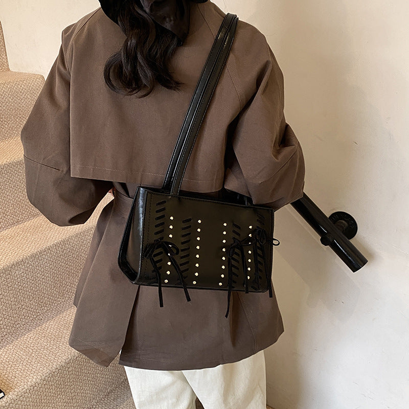 Retro texture underarm bag women's autumn and winter 2025 new simple and versatile tote bag large-capacity shoulder commuter bag