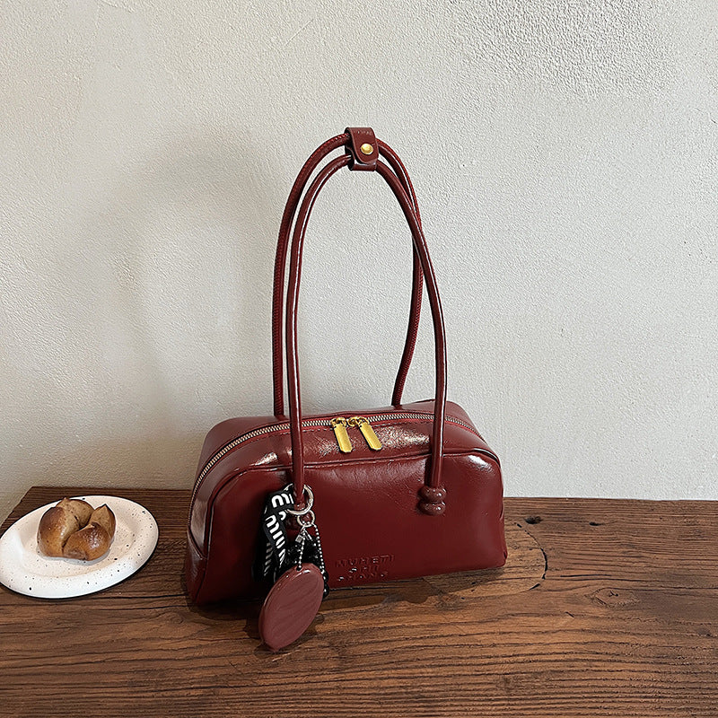 Cross-border high-end retro oil wax leather Boston bag trendy new large-capacity portable underarm commuter shoulder bag