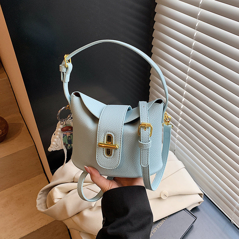 Cross-border high-end niche bag women's summer 2025 new fashion messenger bag Korean version casual portable bucket bag