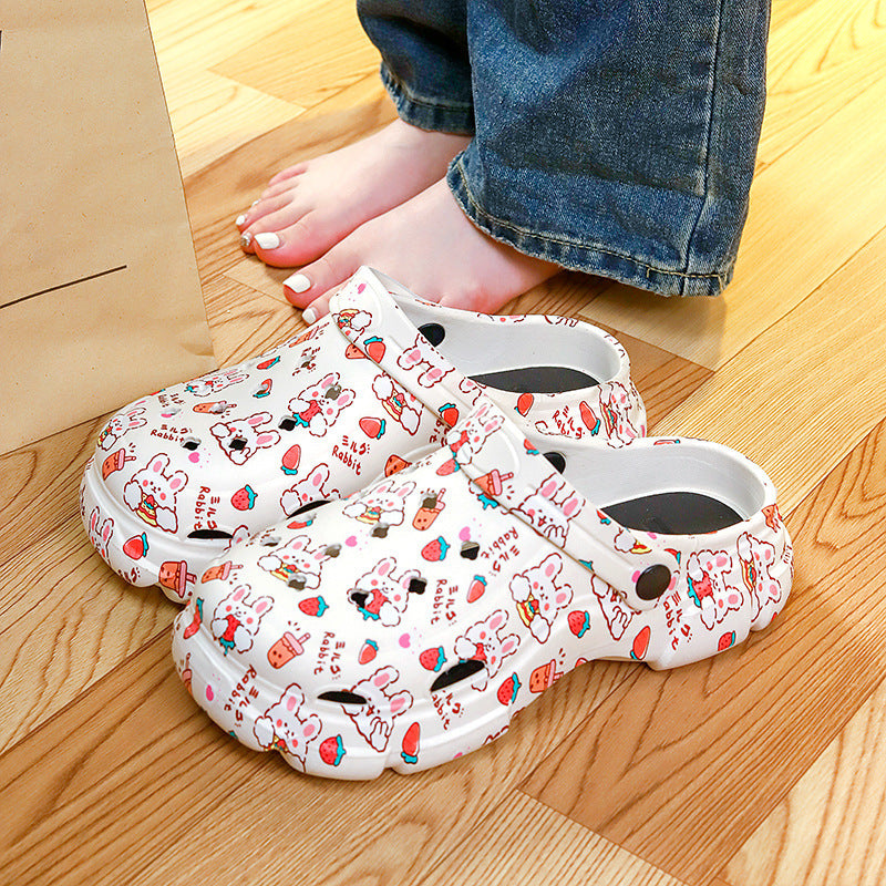 2025 summer new women's clogs - cute cartoon print, closed-toe, chunky sole, girly beach sandals