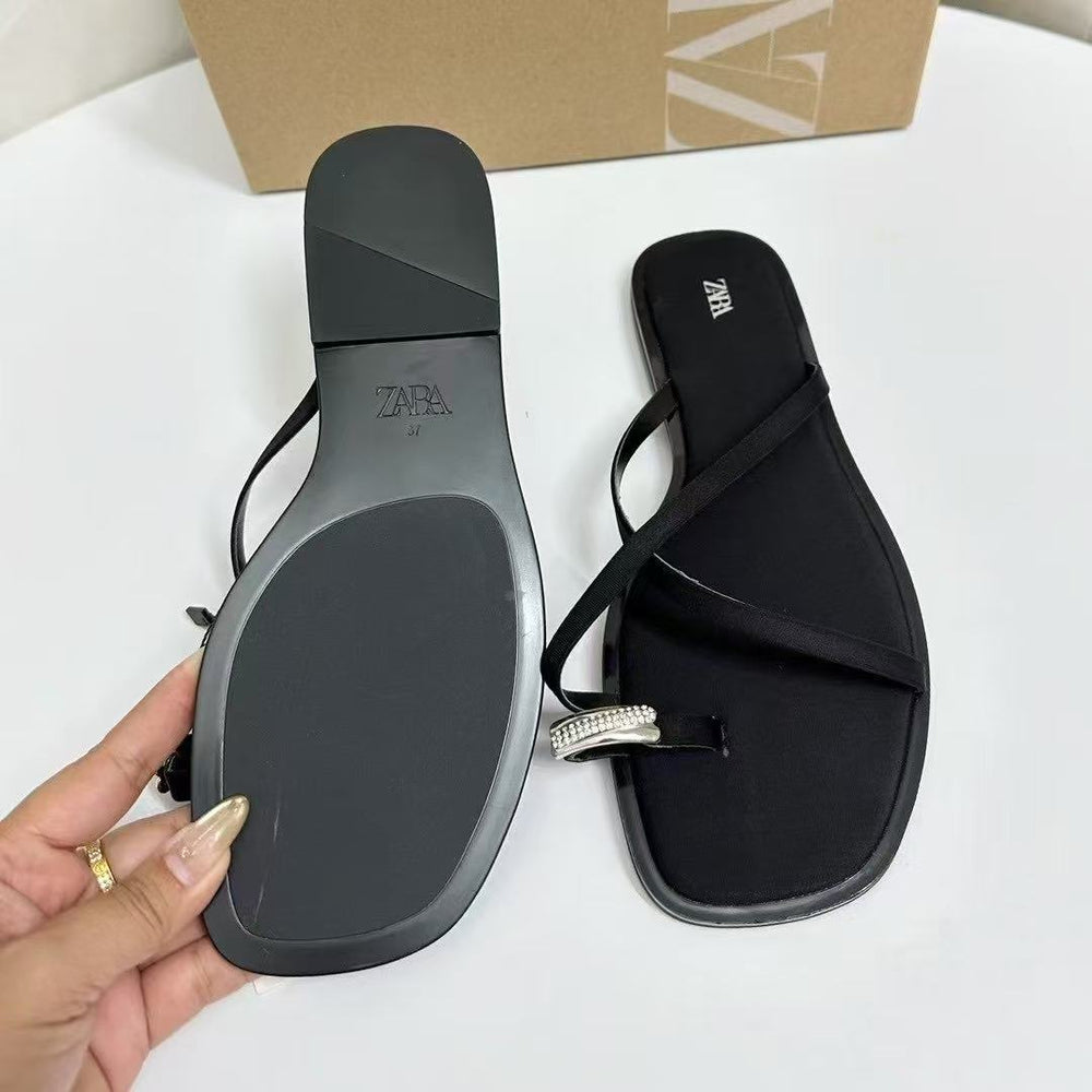 One-strap buckle elegance sandals for women 2025 summer new arrival lady elegant street style toe flats european station preppy style
