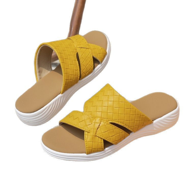 summer new arrivals: plus-size platform slides for women (sizes 36-43). wholesale available. dropshipping to , , and other platforms