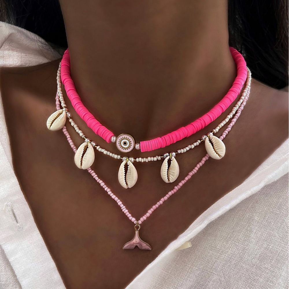 Bohemian seaside necklace wholesale european and american cross-border beach style necklace women's fishtail shell love pendant