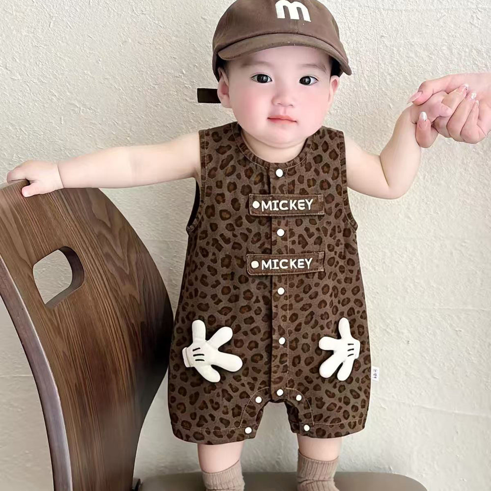 Super cute summer baby clothes, stylish and trendy. lightweight summer rompers for baby boys, perfect for younger months. leopard print onesies