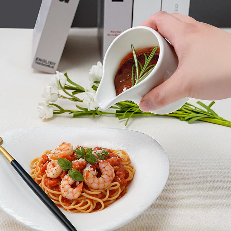Minimalist ceramic black and white milk pitcher/small jar - practical seasoning container for home, restaurant, western cuisine sauce cup