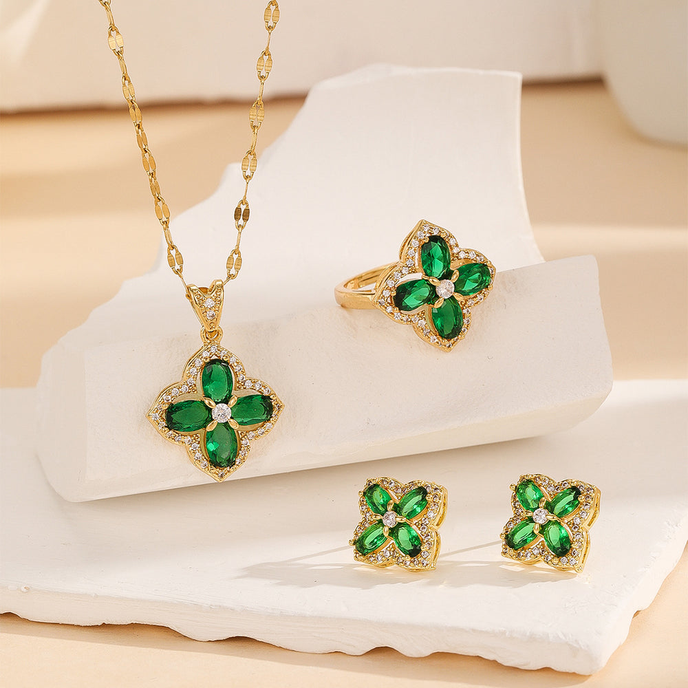 Women's jewelry: korean & japanese style fashionable & elegant new arrival - crisp green chalcedony four-leaf clover set: unique ring & choker necklace