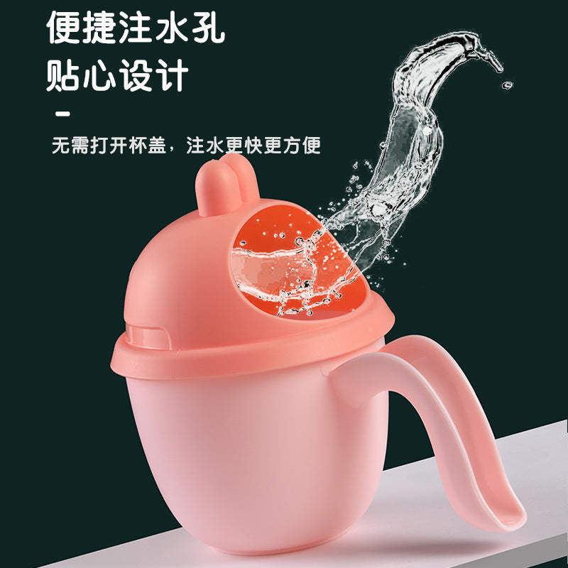 Baby bath water ladle spoon, infant shampoo cup, shower head, children's water scoop, plastic household small toy, bathing supplies