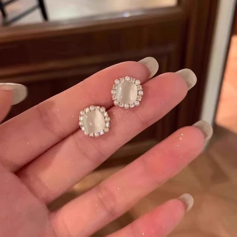 Mini sugar cube cat's eye pearl stud earrings - women's luxury, high-end, exquisite micro-paved zircon earrings - elegant ear jewelry