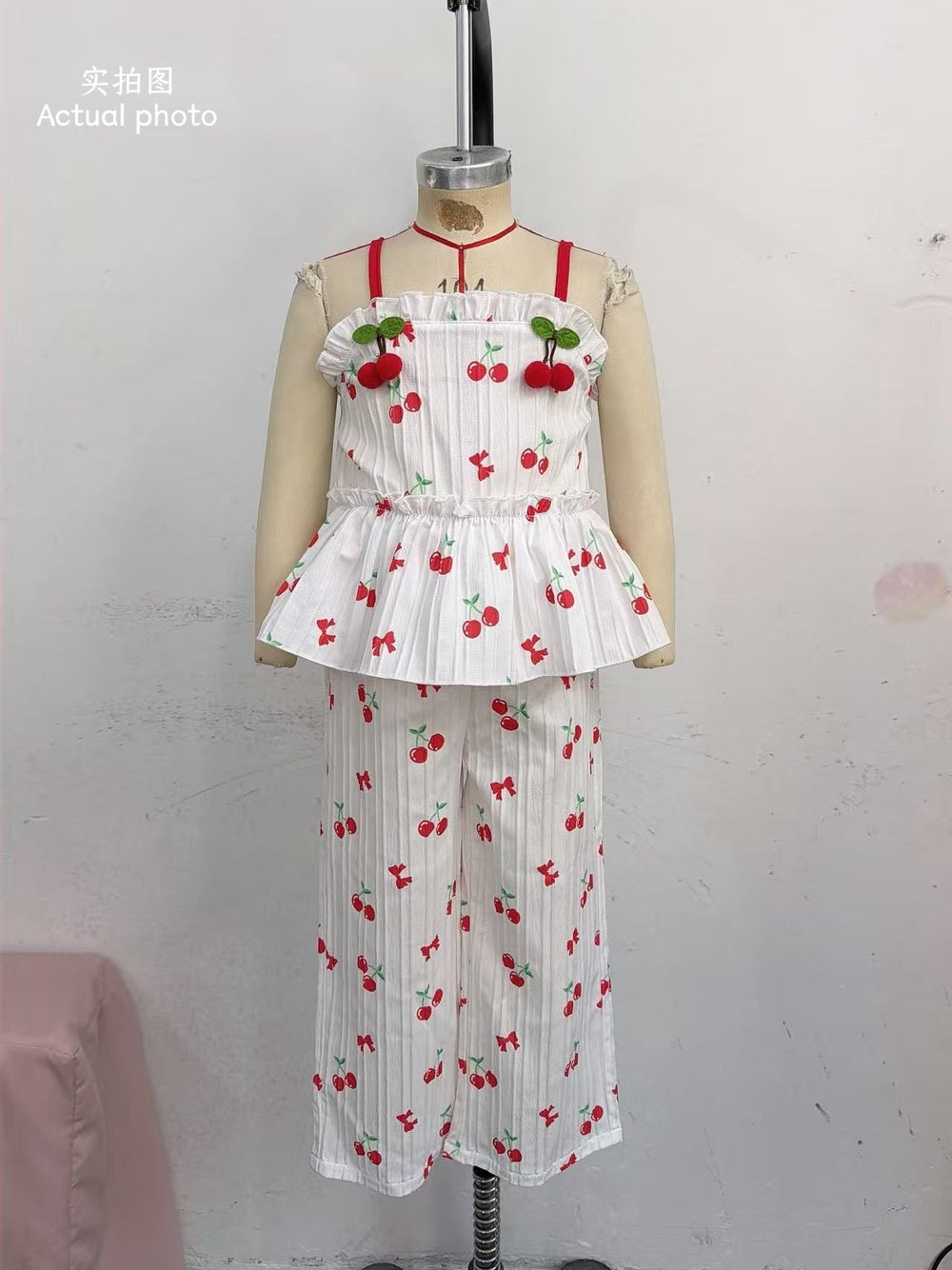 girls' spring/summer new collection: pastoral style textured sleeve top with cute cherry design + refreshing wide-leg pants two-piece set