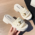 Thick sole slippers women's outwearsummerfashion2024new arrivaleasiest for matchheight-increasing sandals and slippers seaside beach shoes