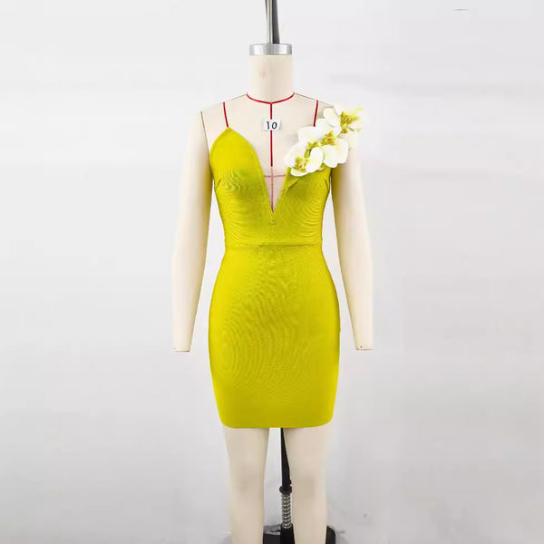 Independent Station European and American Women's Clothing Slant Shoulder Flower Bandage Skirt Evening Dress Women's High-end Banquet Wear Bandage Dress