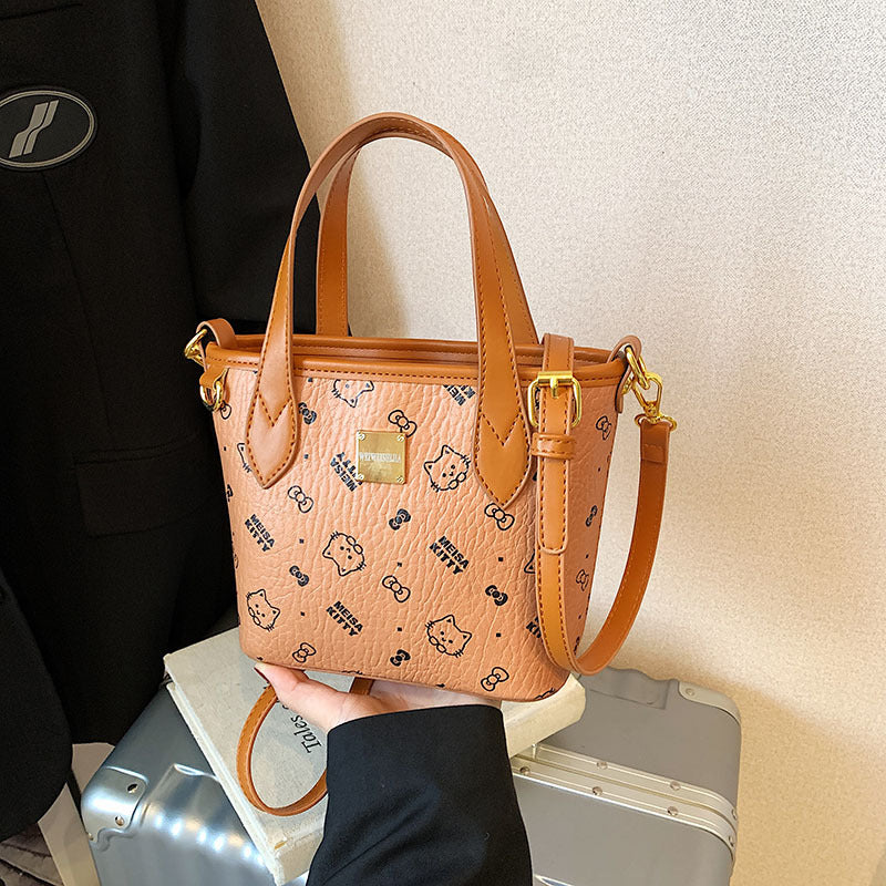 Cross-border super fire small bag women's spring and summer 2025 new versatile messenger bag popular this year portable bucket bag