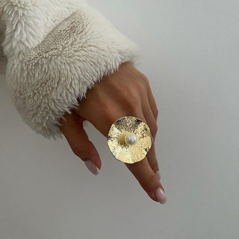 Customized rings electroplated pearl jewelry alloy flower jewelry niche high-end light luxury finger rings women's accessories