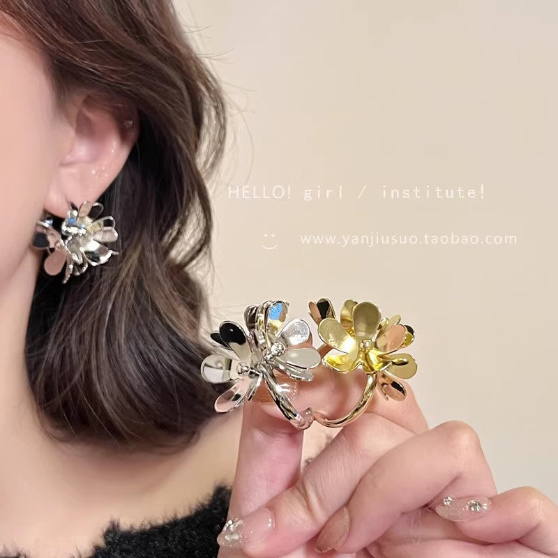 Sense of design silver flower earrings for women springaccessible luxuryclassy beautiful earrings unique elegantwork clothing earrings