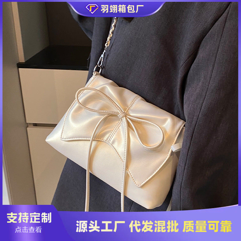 Ballet style bag women's 2025 new popular fashion versatile shoulder bag high-end silver chain messenger bag