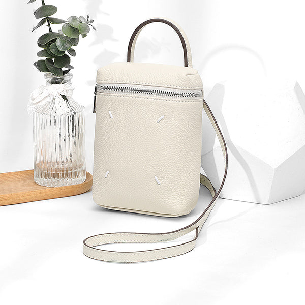 Vertical casual leather mobile phone bag women's 2025 new fashion versatile messenger bag first layer cowhide small shoulder bag