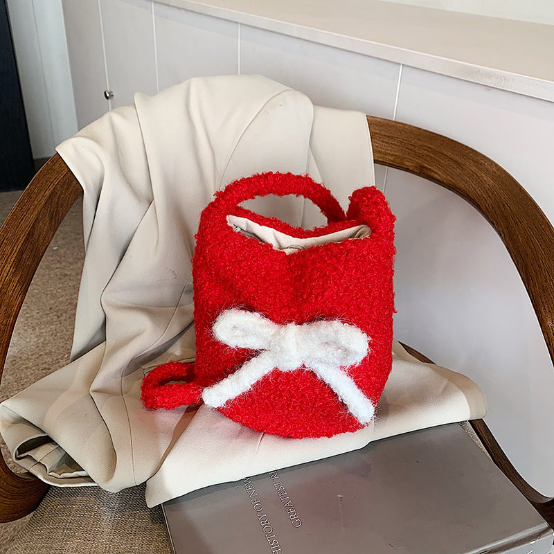 Retro plush large-capacity bucket bag women's versatile shoulder small crossbody cloth bag niche casual bag