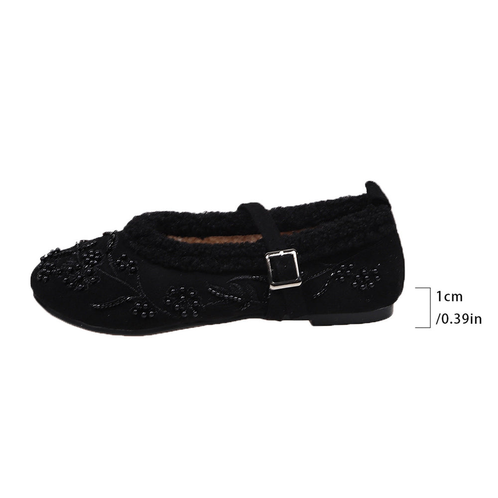 Hot-selling plus size women's shoes for export,  new collection: soft sole embroidered beaded round toe low-cut cotton mary janes