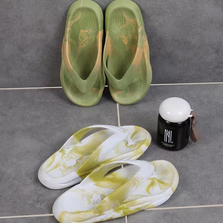 Men's fashion flip-flops: trendy, thick-soled, non-slip slippers for home and outdoor use - soft sole beach flip-flops for men and women