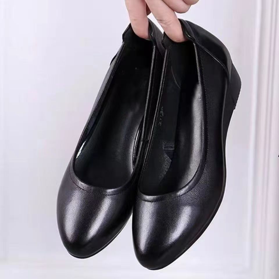 Live broadcast dropshipping soft leather soft bottom ladieswear shoes flatsabrasion resistantwaterproofbows work shoes micro business group purchase