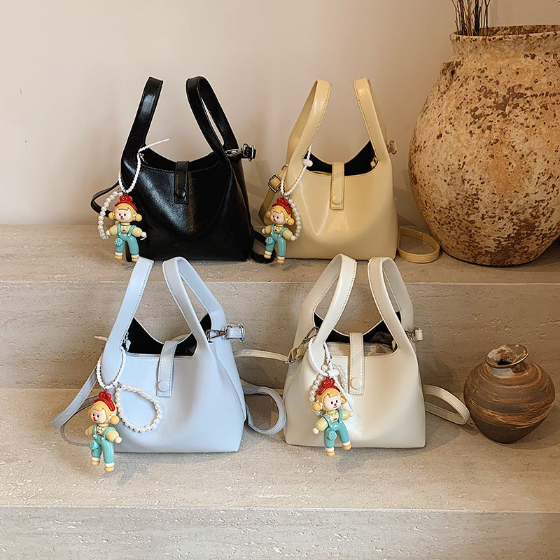Cross-border Korean version of niche fashion bucket bag women's 2025 new versatile handbag casual shoulder bag messenger bag