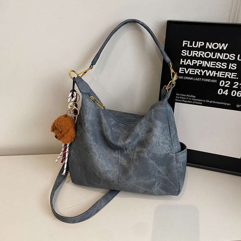Grey textured large-capacity casual messenger bag 2025 new trendy fashion versatile simple style shoulder bag big bag