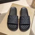 Women's summer slippers - stylish, sweet, princess-style, thick-soled, indoor/outdoor, non-slip, beach-ready thong sandals