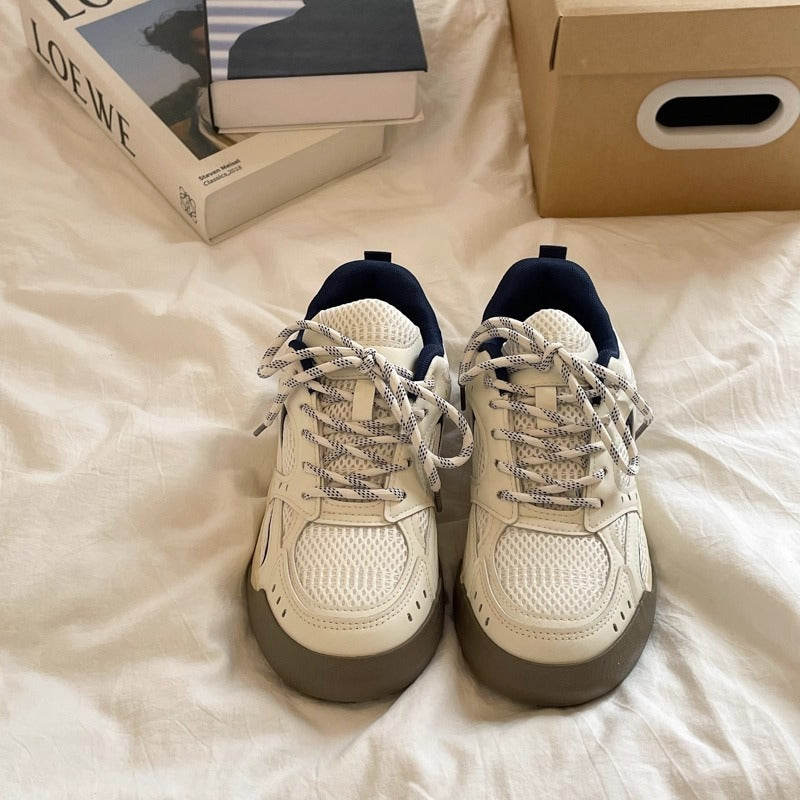 Designer niche sneakers for women, 2026 summer collection. high-end, trendy, versatile, and chic student shoes. chunky platform white sneakers
