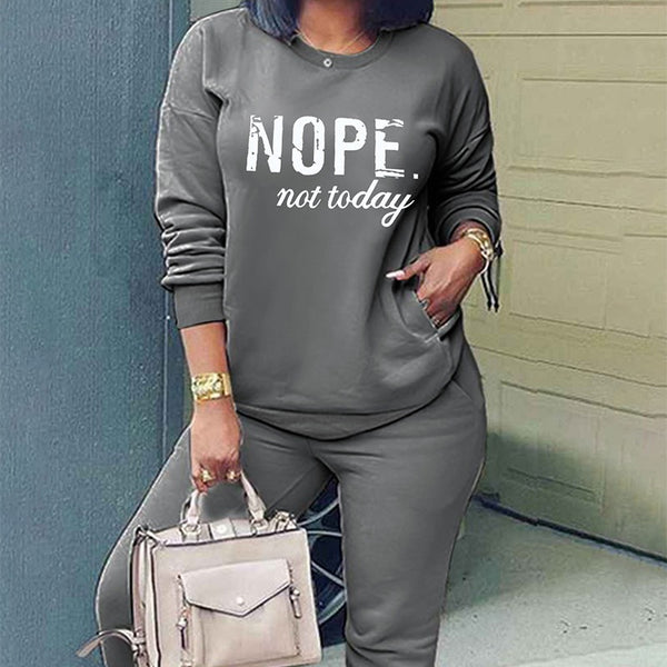 Large Size Letter Print Pocket Detail Top and Pants Set 2-piece Set-P1LPU0925