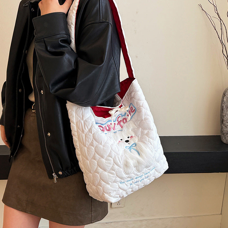 Autumn and winter new large-capacity underarm bag women 2025 cute girl tote bag Korean version of the trend of high-end shoulder bag