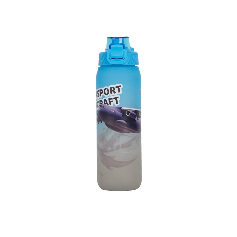 Food-grade sports water bottle with leak-proof, spring-loaded lid. large capacity, suitable for home use, outdoor activities, and easily portable. made of durable, shatter-resistant plastic