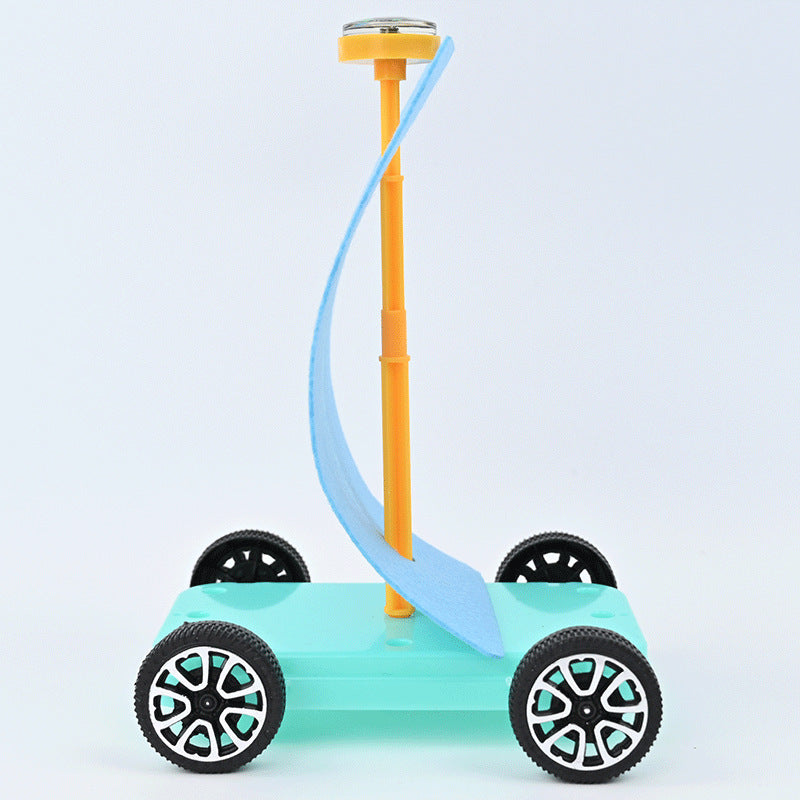 Sailing car Wind-powered trolley Physical science Fun experiment Primary school students Technology small production Invention STEM maker