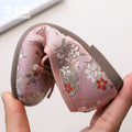 Girls' princess shoes: new autumn  collection - vintage chinese style embroidered dance shoes, kids' bow-tie slip-on flats