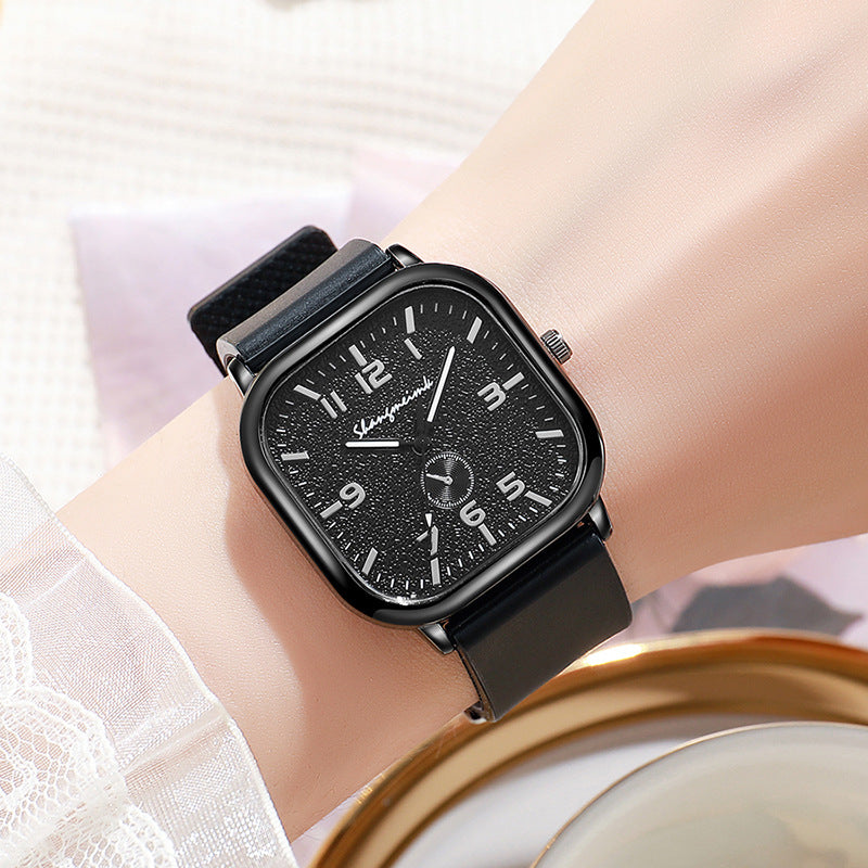 e-commerce square case personalized creative men's watch wholesale fashion retro silicone strap student quartz watch for men