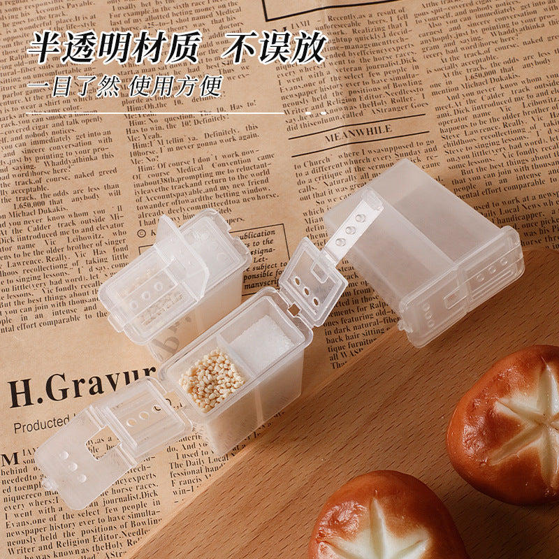 Divided spice jar plastic portable travel spice organizer mini double compartment kitchen spice box cross-border hot seller